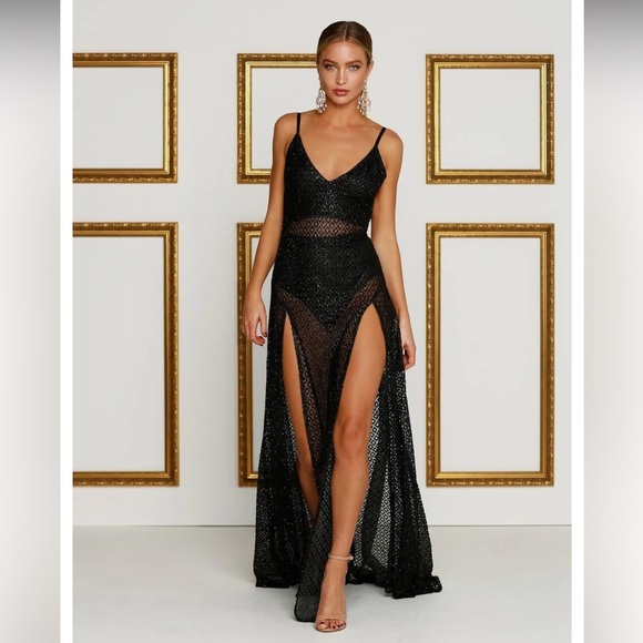 Alamour The Label Dresses & Skirts - NWOT ALAMOUR the Label Rozay Luxe - Black Size S